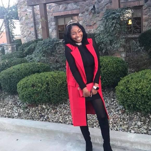 Meet your Posher, Chandani - Picture 1 of 1